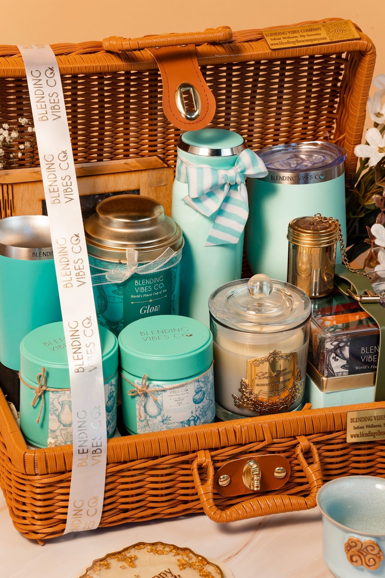 Fabulous Turquoise Crane Basket