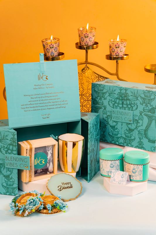 Premium Turquoise Open Door Hamper